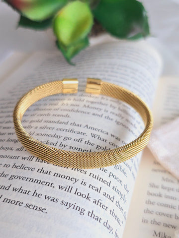 Aurum Mesh Cuff