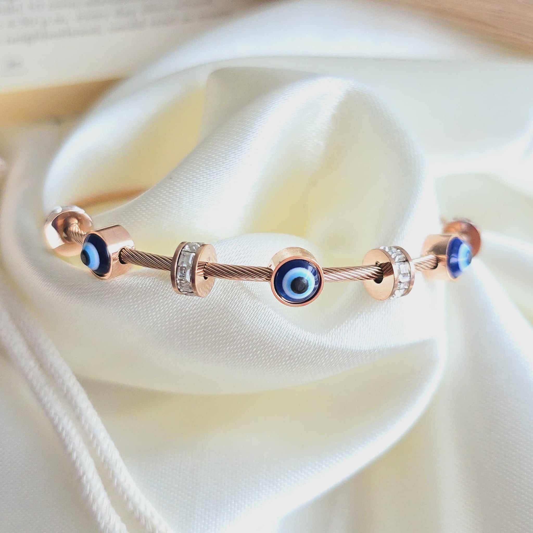 Veda Aura Bangle
